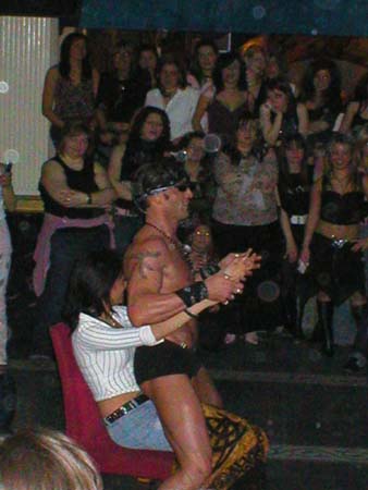strip tease Ciccio Big in ristorante e discoteca Milano Como Varese Novara (39)