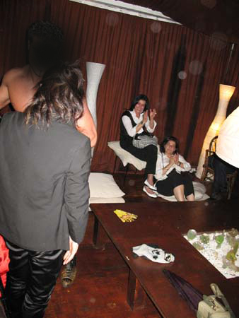 strip tease Emanuele a Milano Como Varese Novara (3)