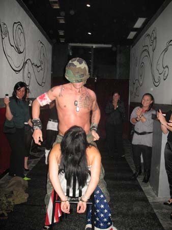 strip tease Marco Milano Como Varese Novara Torino festa addio al nubilato (71)