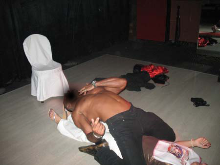 strip tease emanuel Milano como varese Novara torino festa di addio al nubilato (47)